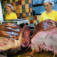 驢肉火燒加盟培訓(xùn)，2-3人即可開店