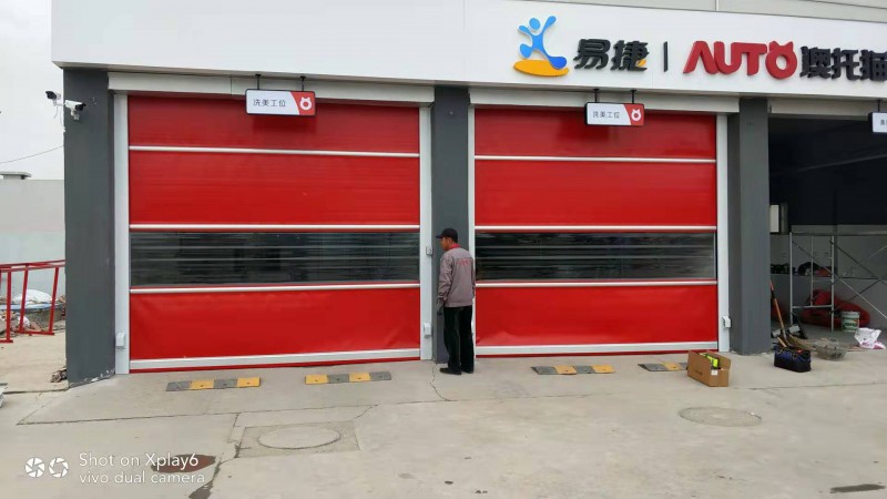 快速門(mén)廠家洗車房隔離門(mén)車庫(kù)速通門(mén)18002006510天津科曼斯門(mén)業(yè)