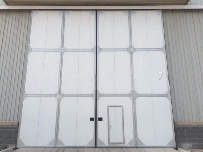 工業(yè)門，工業(yè)保溫門，平開門，工業(yè)門廠家，工業(yè)