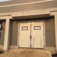 生產(chǎn)銷售工業(yè)門、工業(yè)提升門廠家、工業(yè)保溫門